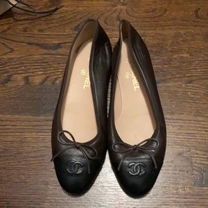 Channel logo ballet flats size 41 (10)